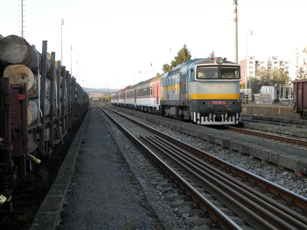 750 183-6 Sv  vlak do NZ,Šaštín-Stráže 15.9.2018